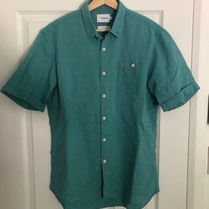 Short sleeve light button up shirt